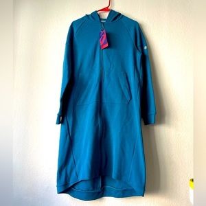 ASICS Women’s Extra Long Zipper Hoodie